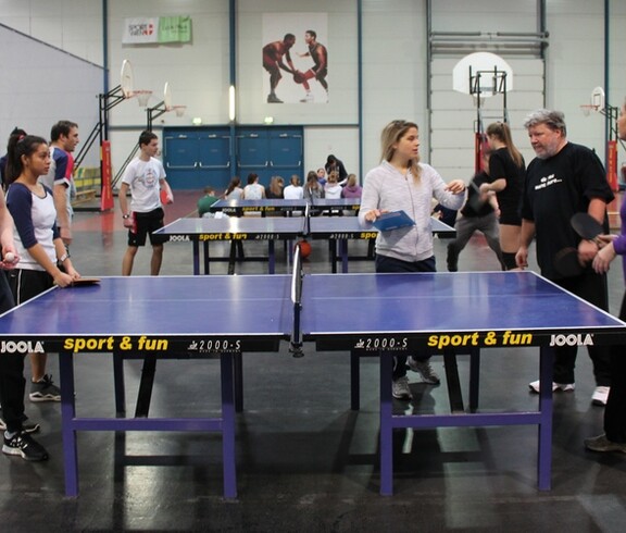 Tischtennis spielen