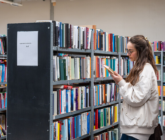 Bücherabteilung carla Nord